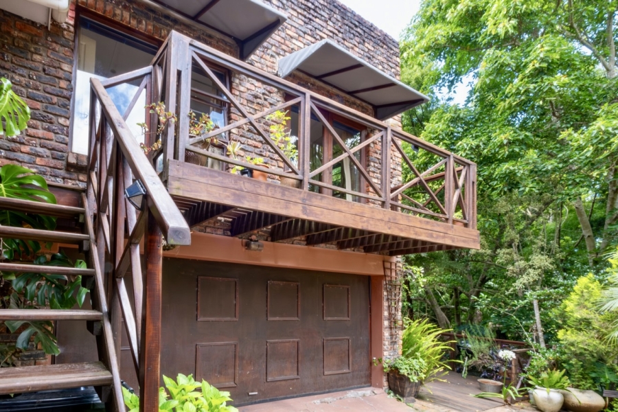 5 Bedroom Property for Sale in Fernridge Western Cape